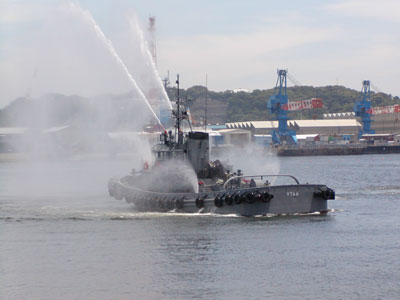 Tugboat rotationg