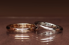 ピンクゴールドとプラチナの結婚指輪