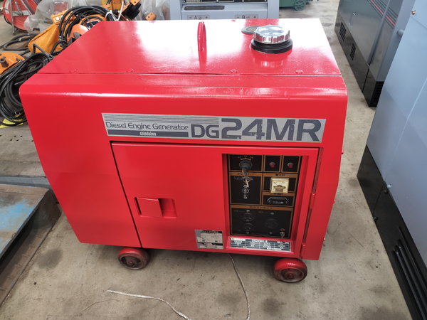 ｴﾝｼﾞﾝ発電機2.4KVA